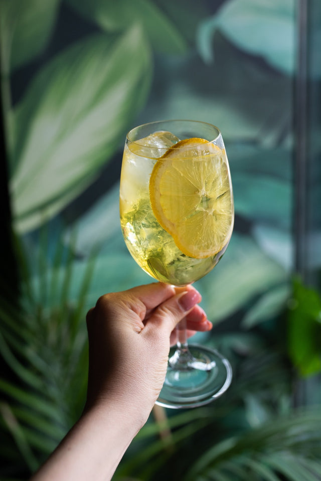 How to make Limoncello Spritz